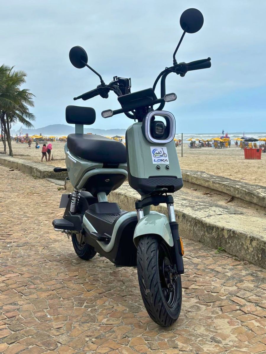 Foto 1 de Scooter J 20